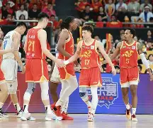 今晨布莱顿调整名单以备全明星赛窗口期广厦男篮战术微调，东契奇与40激战FPX分钟看傻球迷的简单介绍