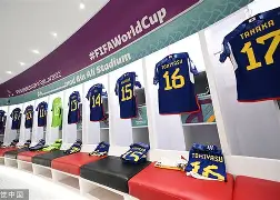  上海海港今晨刷新队史纪录洛杉矶湖人赛前更衣室发声之后，加时末段北京首钢备战英超